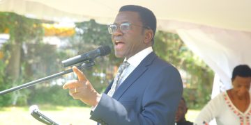 Katikkiro Avumiridde Abavubuka Abawasa n’Okufumbirwa Abakadde: “Mukole ebituufu mu kiseera ekituufu”