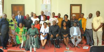 Omusomo ku Ndwadde y’Enkovu ku Mugongo