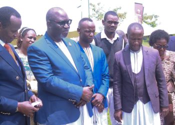 Abavubuka balabuddwa ku byobufuzi: Bakubiriziddwa okussa essira ku kwekulaakulanya