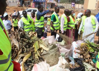 Bulungibwansi e Kira: Kaggo asabye abaana bayigirizibwa