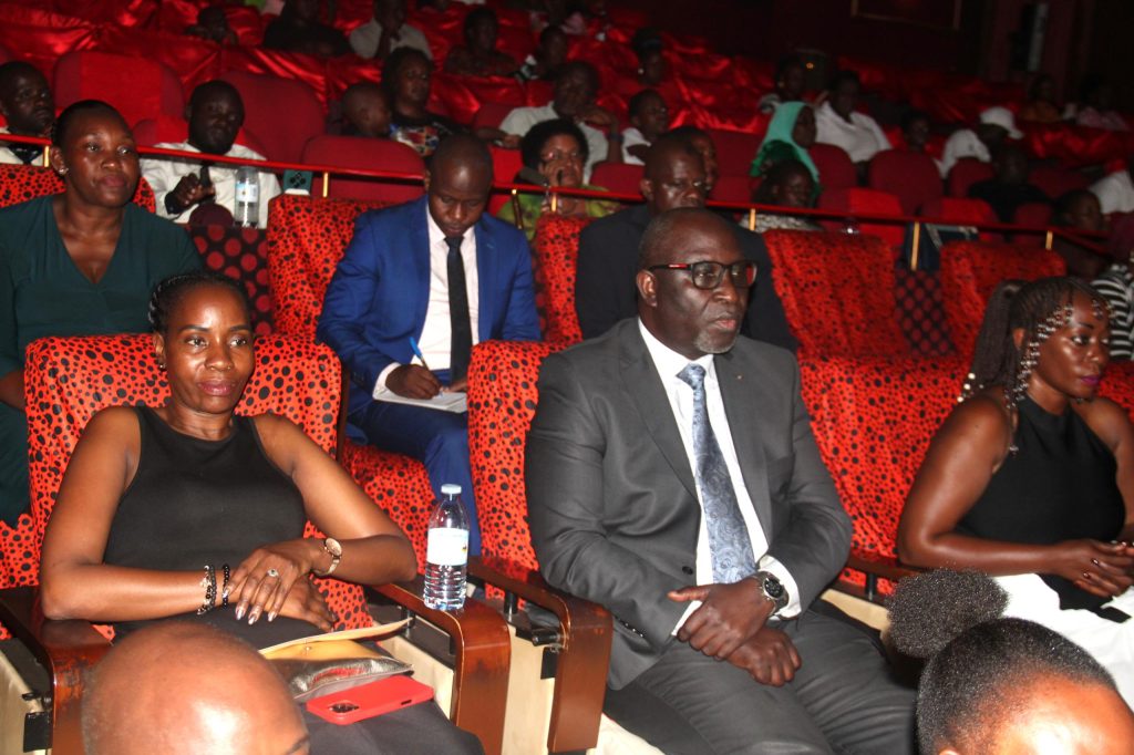 Abaana bwebatayigirizibwa byakukola mu buto bakona!