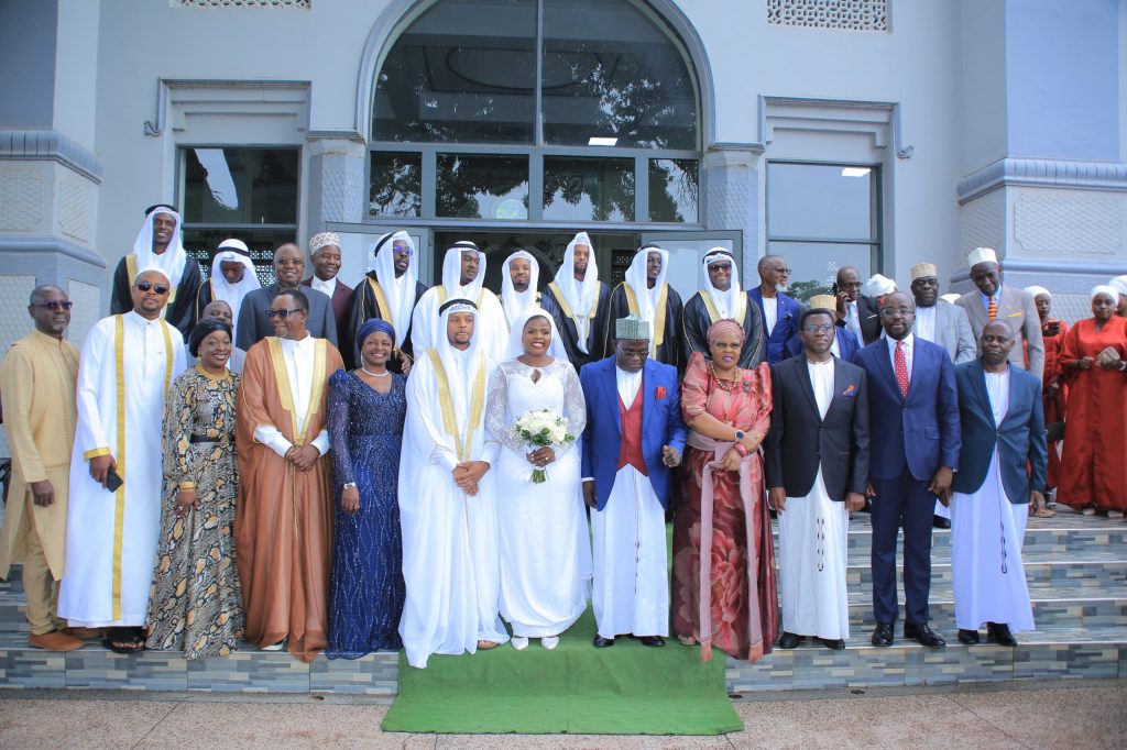 Obufumbo kwetongola: Obufumbo buvunanyizibwa- Mayiga