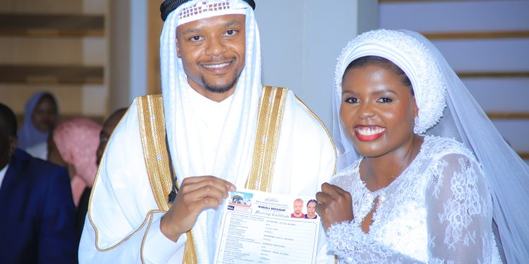 Obufumbo kwetongola: Obufumbo buvunanyizibwa- Mayiga