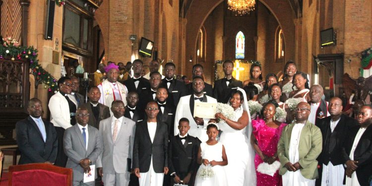 ‘Emitala w’Amayanja tewabeerabiza ewammwe’