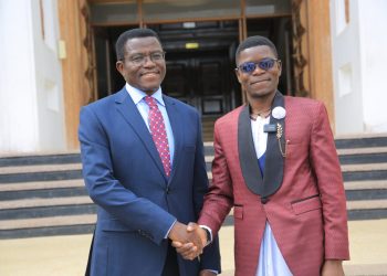 Wuuno omuvubuka ageegenya Katikkiro: Afunye omukisa okumusisikana