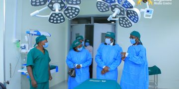 Katikkiro agguddewo Peoples Medical Hospital: Atenderezza Omutindo