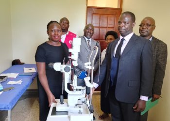 Eddwaaliro ly’Obwakabaka e Ssingo lifunye ekyuma ekikebera amaaso