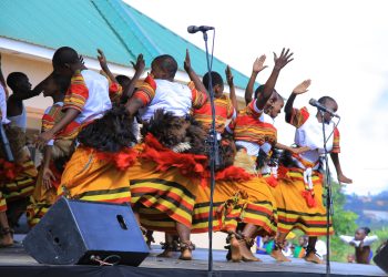 Abakulira amasomero bakubiriziddwa okutumbula ebitone by’abayizi ku mutindo ogusaanidde