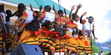 Abakulira amasomero bakubiriziddwa okutumbula ebitone by’abayizi ku mutindo ogusaanidde