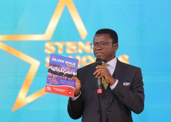 Emyaka 25 egya Stena Schools: Katikkiro Mayiga avumiridde abakonzibya enkulaakulana nga beekwasa abafuzi b’amatwale