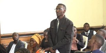 Olukiiko lw’abavubuka ttabamiruka lutudde: Luyisiza ebiteeso 4