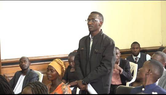 Olukiiko lw’abavubuka ttabamiruka lutudde: Luyisiza ebiteeso 4