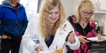 Okusonda ensimbi okufuna eddwaliro eriseyeeyezza ku mazzi, ekijjulo kivuddemu dollar 10