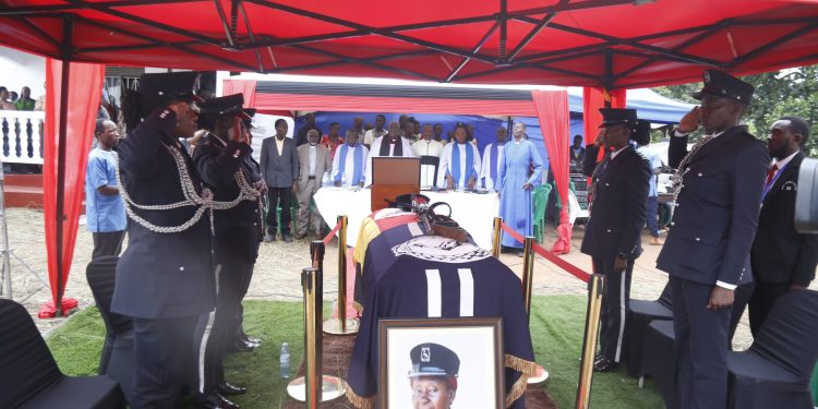 Obwakabaka busaasidde omuweereza Nattabi okufiirwa Nnyina