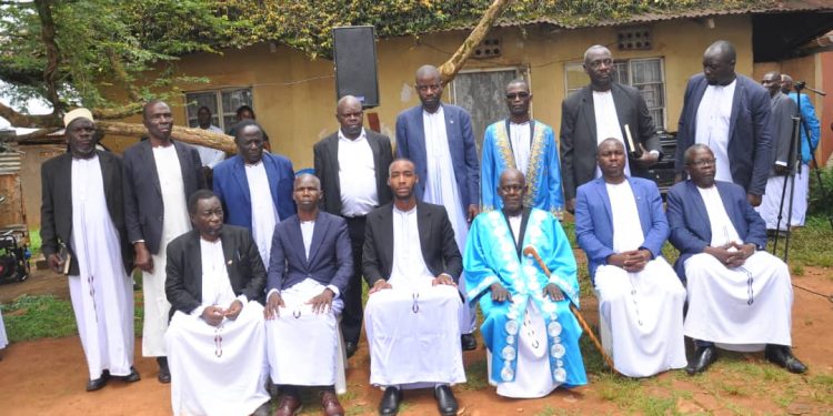 Omutaka Ggabunga avumiridde abavvoola empisa z’Abaganda
