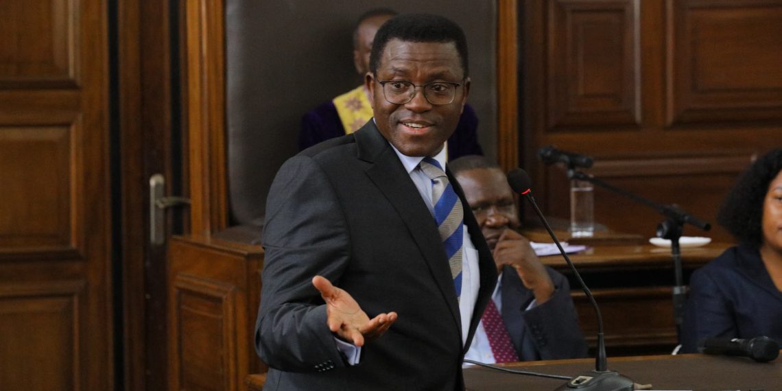 Katikkiro Mayiga ayanjudde embeera nga bweyimiridde mu Bwakabaka