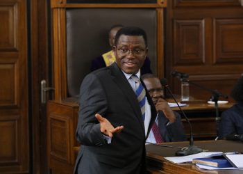 Katikkiro Mayiga ayanjudde embeera nga bweyimiridde mu Bwakabaka