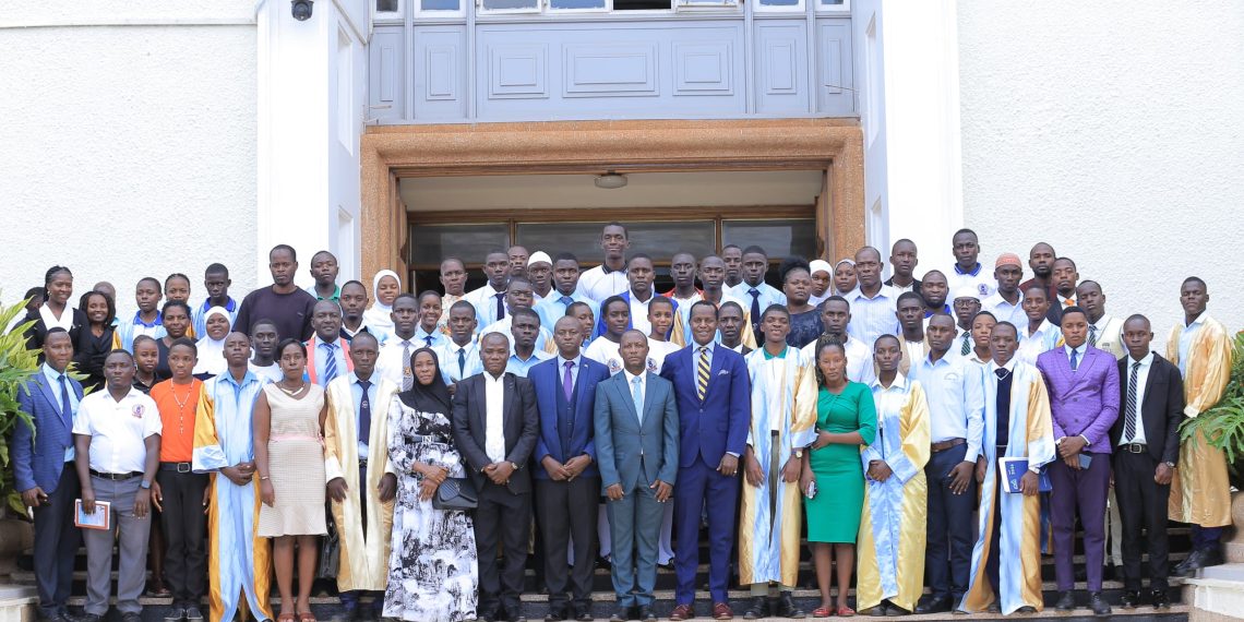 Nkobazambogo Akalibaakendo bakubye akalulu okulonda abukulembeze baabwe abaggya