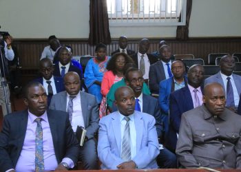 Ab’amasaza bakubiriziddwa okukuumira abantu ba Buganda awamu