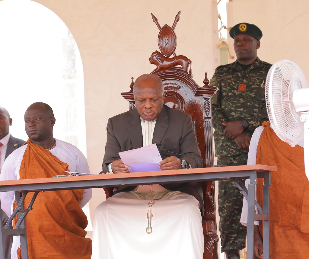 Ssaabasajja Kabaka Asisinkanye Abataka: Alabudde ku ddembe ly’obuntu eririnyirirwa