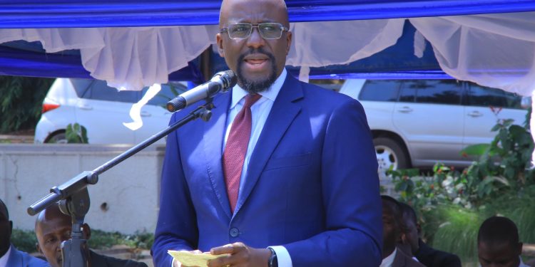 Abali ku ttaka lya Kabaka mukubirizibwa okwewandiisa – Minisita Mpanga