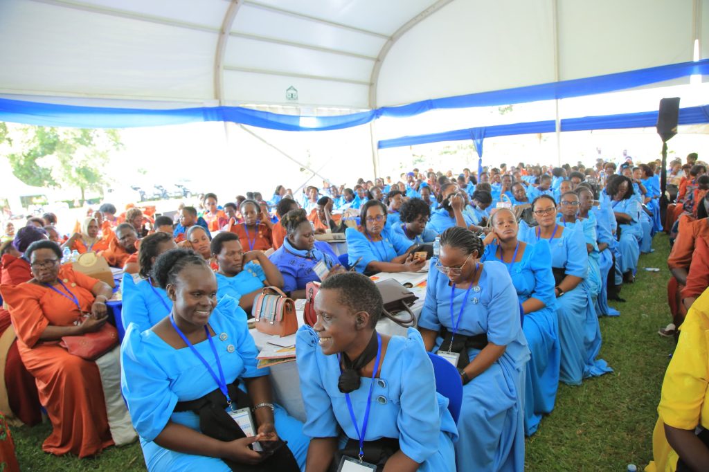 Katikkiro Mayiga aggaddewo ttabamiruka w’abakyala mu Buganda: Abasabye Obuteekubagiza