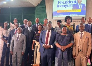 Abaana mubanyikizeemu eddini nga muyita mu masomero