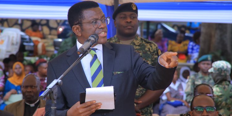 Mukomye okujerega obuwangwa n’eddiini z’abalala – Katikkiro Mayiga
