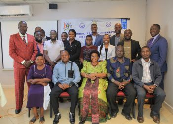 Abakulembeze b’Ennono ku mitendera bakubaganyiza ebirowoozo ku kulwanyisa ebibamba