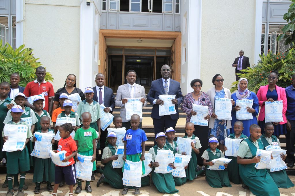 Obwakabaka butongozza okugaba obutimba bw’ensiri mu Buganda yonna