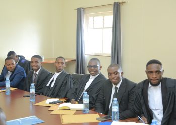 Munnamateeka tabeera mukumpanya – Minisita Daudi Mpanga