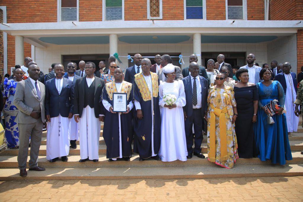 Obutiitiizi n’Okwagala eby’amangu biremesezza bangi obufumbo – Katikkiro Mayiga
