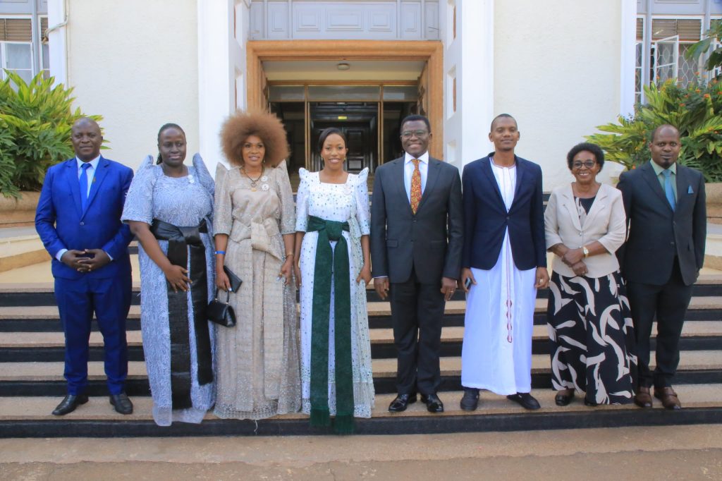 Vinka yebazizza Katikkiro Mayiga n’Obwakabaka okumuwagira