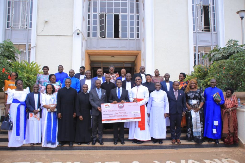 Aba Kazo Archdeconry bawagidde omulimu gw’okutuusa eddwaliro eriseeyeyeza ku mazzi