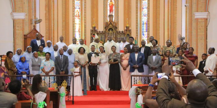 Owek. Nsibirwa alabudde abavubuka abatya obufumbo