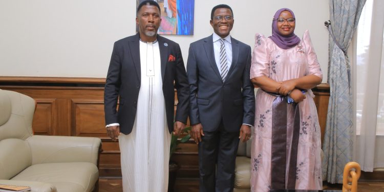 Katikkiro asibiridde Meeya Balimwezo entanda
