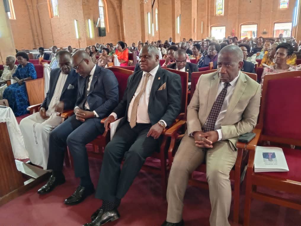Abafumbo Elia Paul Luzinda Kizito n’omumbejja Florence Wanyana Luzinda bawezezza emya 15 mu bufumbo obutukuvu
