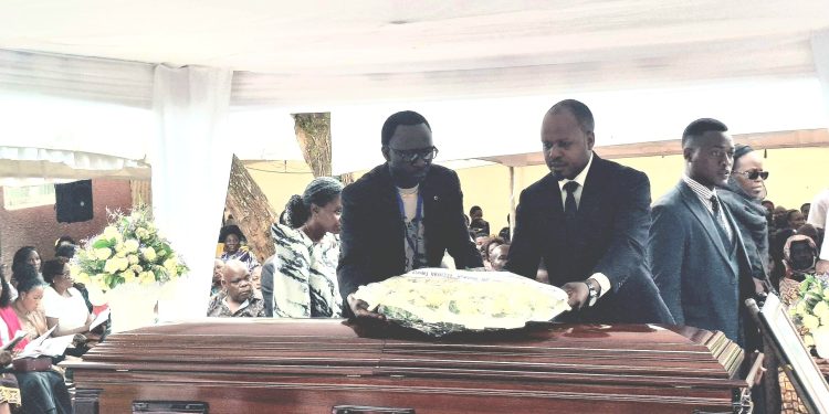 Munnakatemba Agness Lillian Ndagire Ssenkubuge aziikiddwa mu kitiibwa