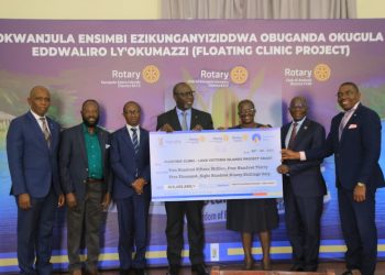 Obwakabaka buwaddeyo ensimbi obukadde UG.214,435,890/= ku kaweefube w’eddwaliro ly’okumazzi