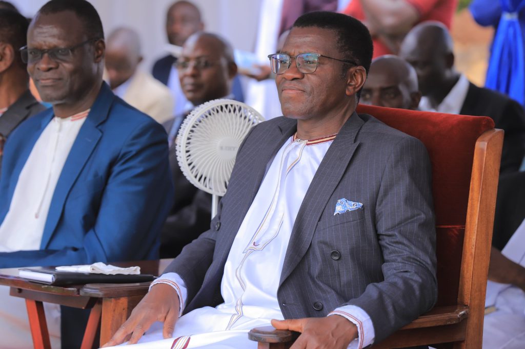 Obwakabaka Bujaguzza Olunaku lwa Bulunji bwansi