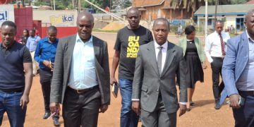 Fayinolo z’empaka z’amasaza zeyongeddemu ebbugumu