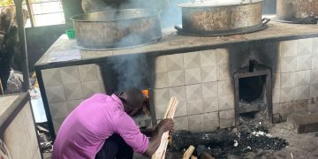 Mufeeyo Nnyo Okwettanira Enfumba Etayonoona Butondebwansi