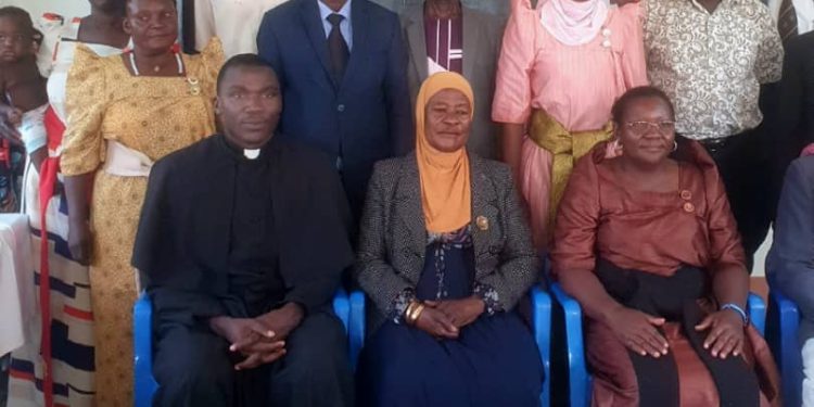 Eddembe ly’abaana mu Ssingo lisiddwako essira