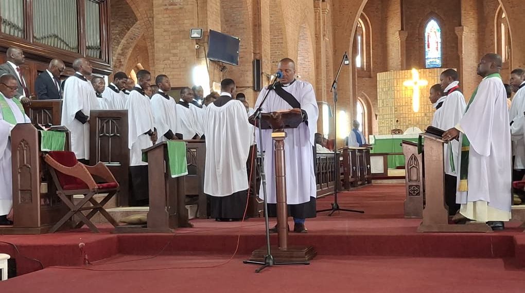 Abakulisitaayo mu bulabirizi bw’eNamirembe basabidde obwakabaka