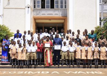 Abayizi bakubiriziddwa okunyweza eby’enjigiriza eggwanga libaganyulwemu