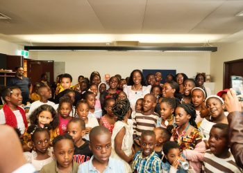 Nnaabagereka Akunze Abe Australia Okunyweza Olulimi