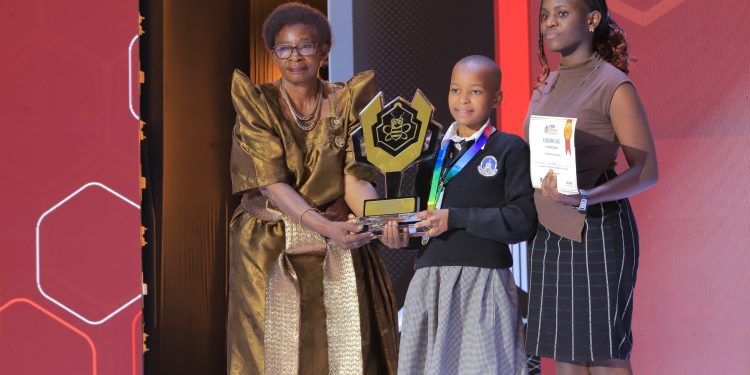 Gavumenti Esabiddwa Okwongera Omutindo Ku Kusoma Okutandikirwako.